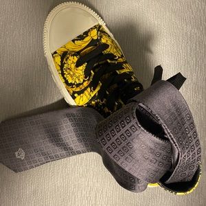 Versace tone on tone